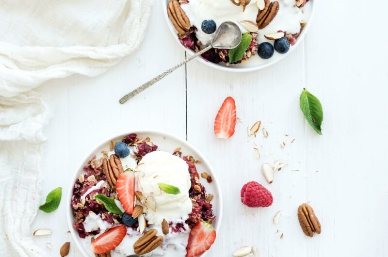 Berry Crumble with Fresh Berries