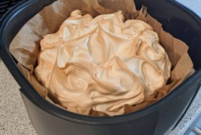 Thumbnail for vanilla berry pavlova