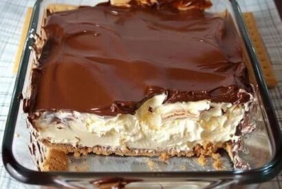 Thumbnail for Éclair Dessert